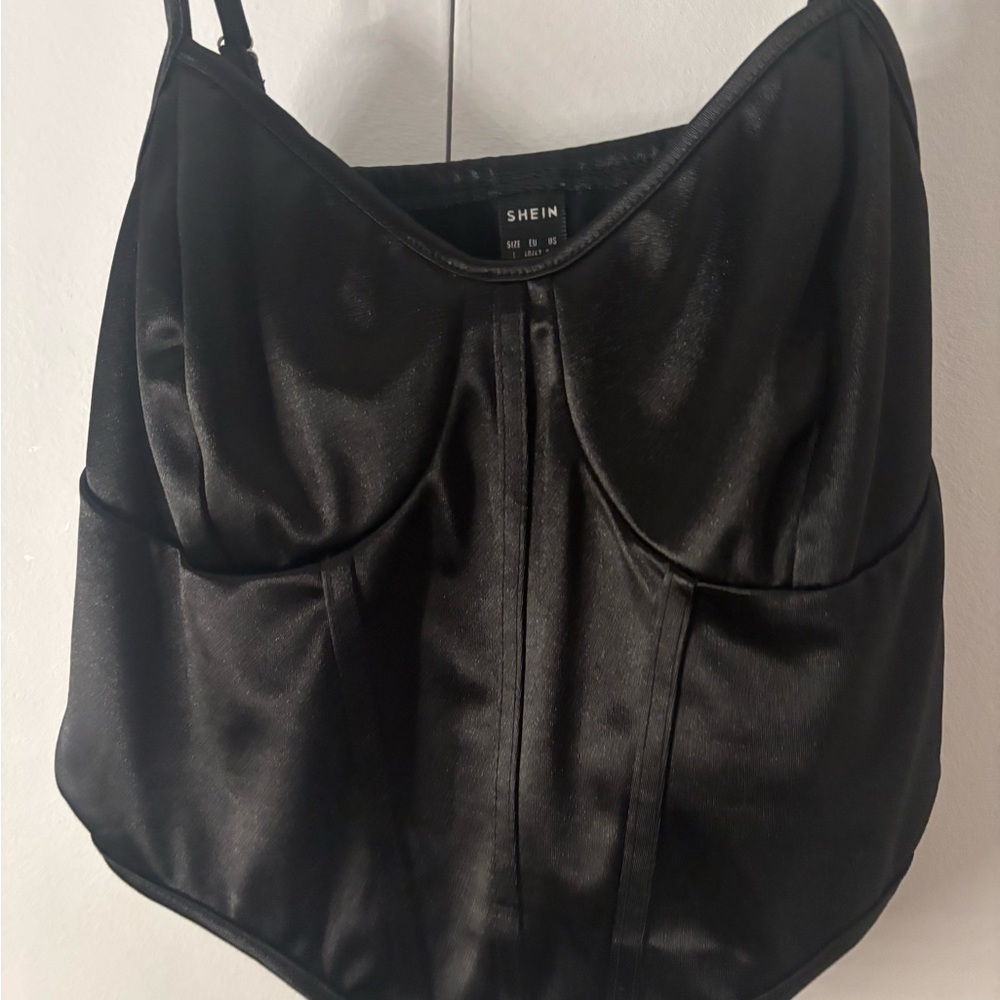 SHEIN Chic Black Satin Bustier Top 
3/20$ BUNDLE DEAL!